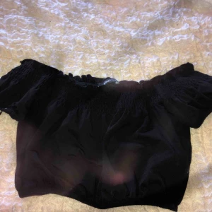  - Ny topp från Gina aldrig använd 🥰