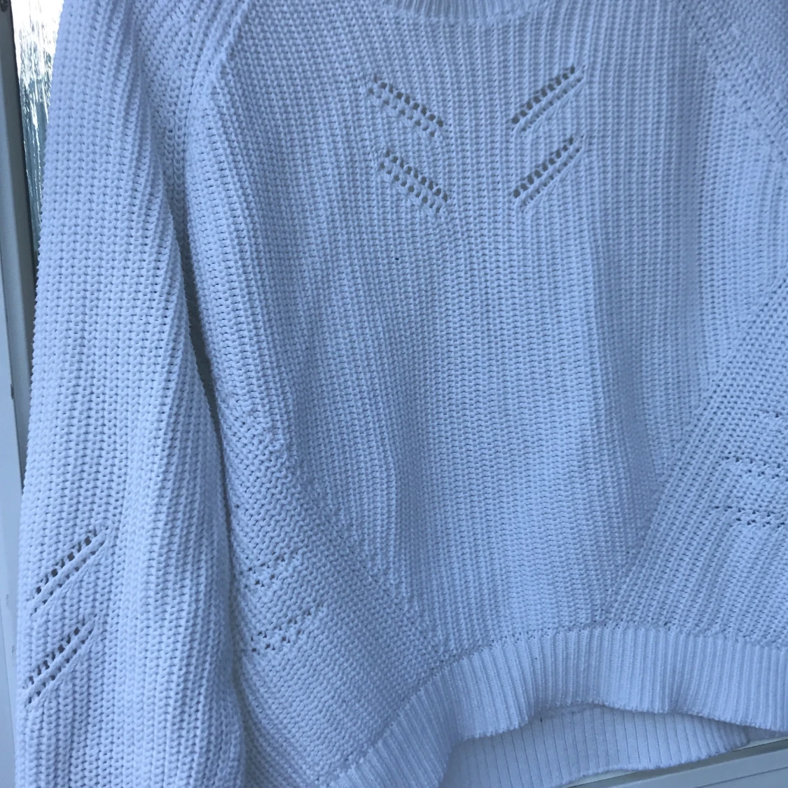 Vit stickad tröja  - 90