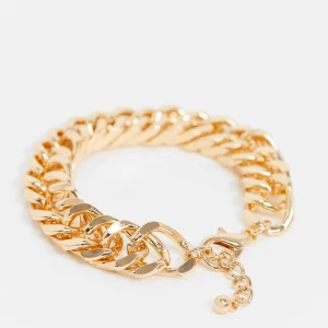 Guldfärgat kedjearmband  - Guldfärgat kedjearmband på 23cm 