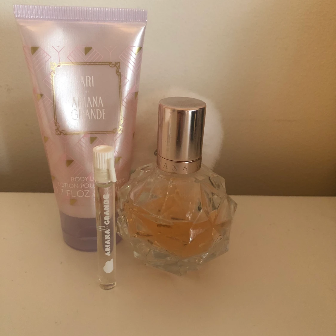 Ariana Grande parfymset💘 - 90