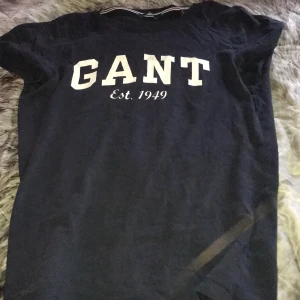 Gant t-shirt i nytt skick  - En jätte fin gant t-shirt i nytt skick