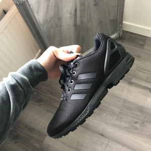  - Knappt använda flux, köparen står för frakt. 