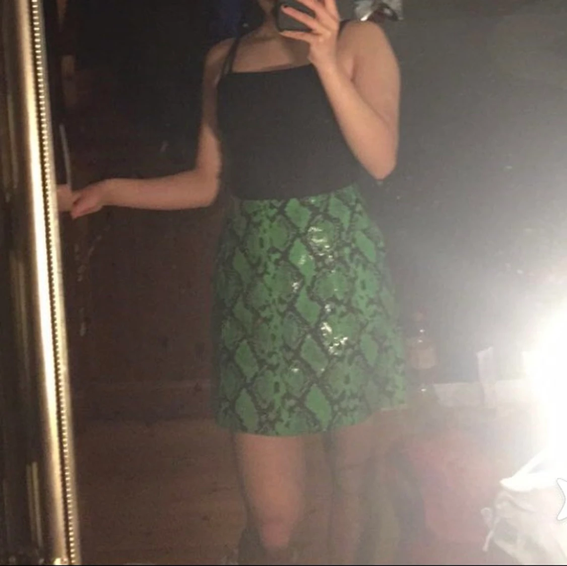 Kjol från okänt märke storlek S 