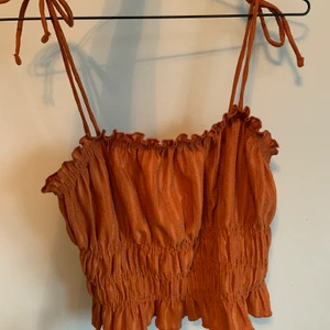 Smockad topp - Så fin men har använts alldeles för sällan 🧡