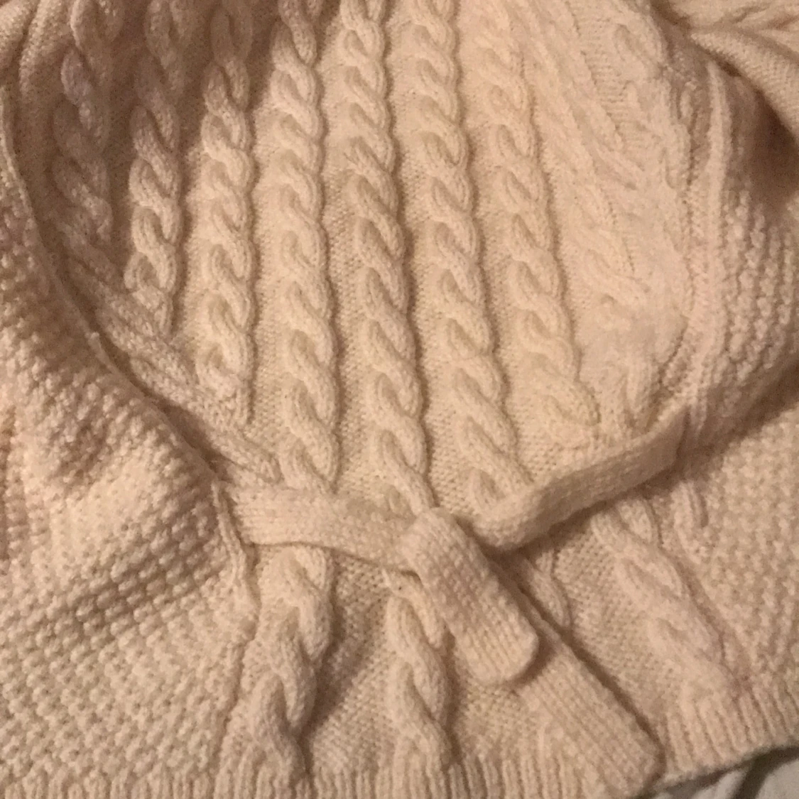 Hemma stickad tröja - 91