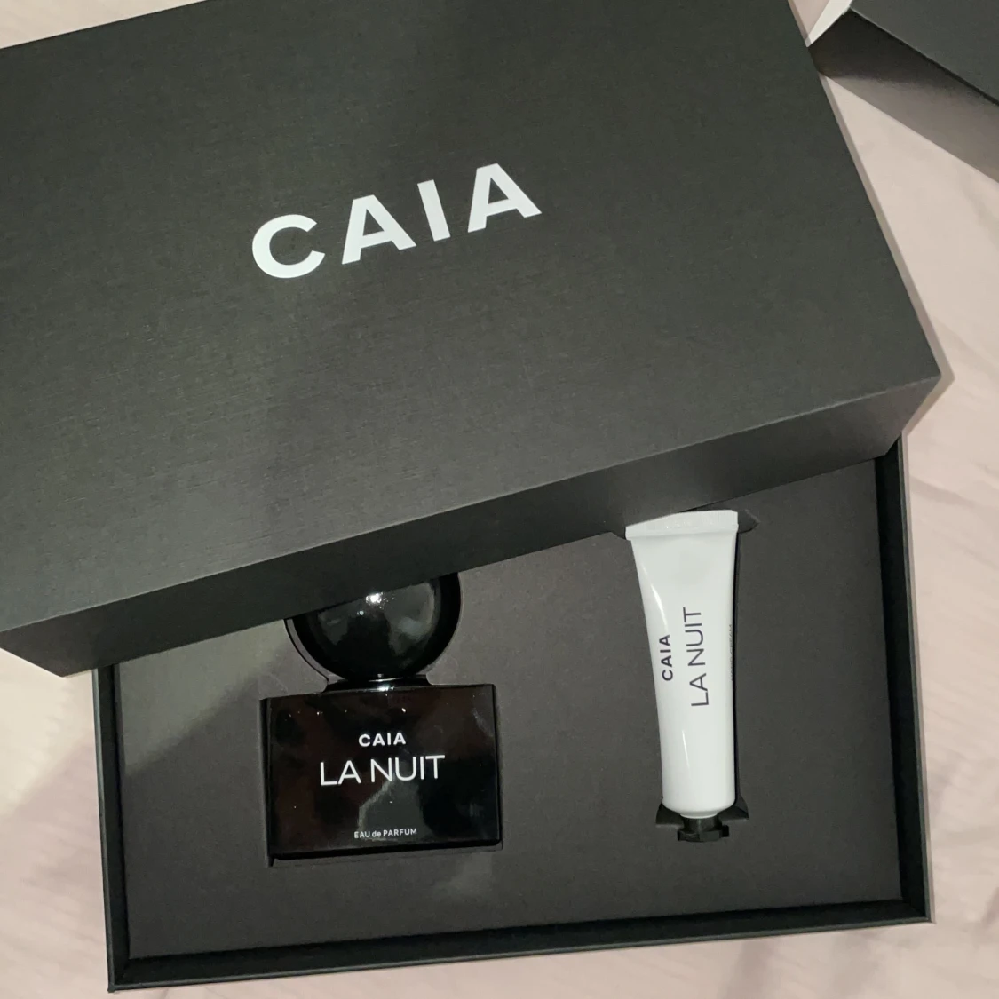 Caia parfym + handkräm