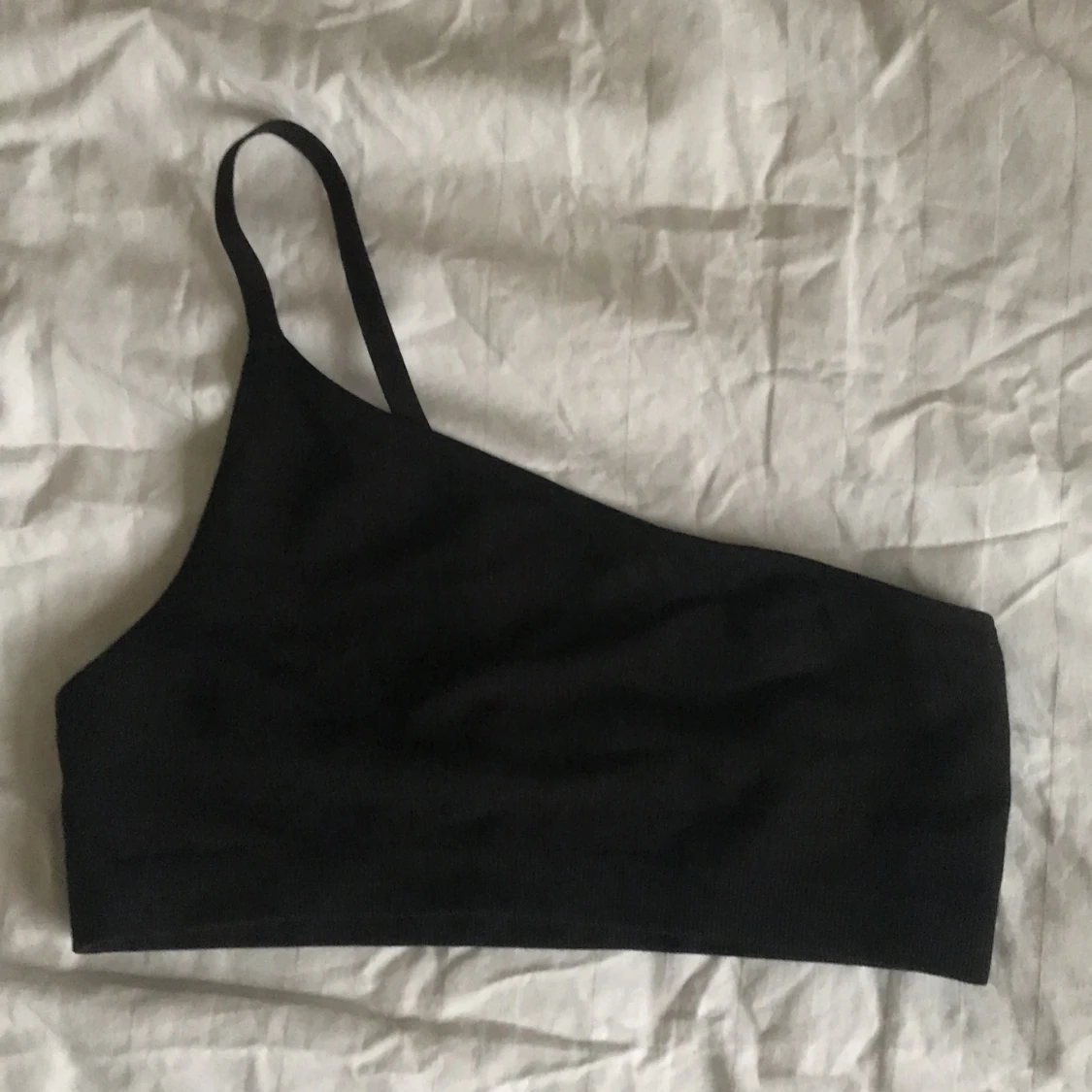 Svart topp/bh från weekday