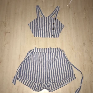 Two summer set  - Snyggt sätt man kan ha på sommaren eller när som helst! Köptes på Zaful. Köparen står för frakten❤️