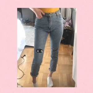  - Jeans från monki storlek 36. 170kr inklusive frakt💘 som nya! 