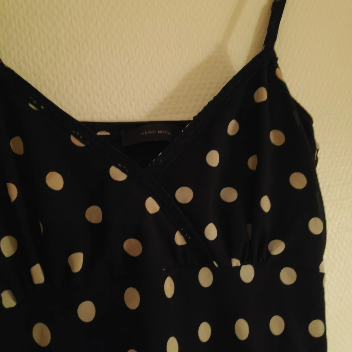 Prickig långklänning  - 90