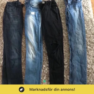 Säljer - SÄLJER ALLA DESSA JEANS FÖR 20kr DÅ JAG INTE ANVÄNDER DEM OCH JAG ÄR FÖR LÅNG SÅ DEM TAR BARA PLATTS. alla är i xs och om du är runt 170 kommer dem vara för korta! 90kr ink frakt st men kan fixa paket pris om man vill ha fler. 