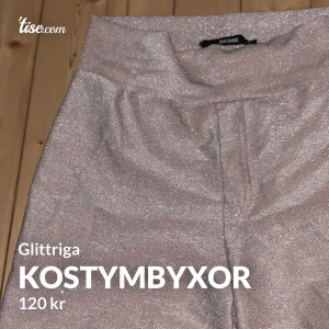 Glittriga kostymbyxor - Aldrig använda, nypris 299kr