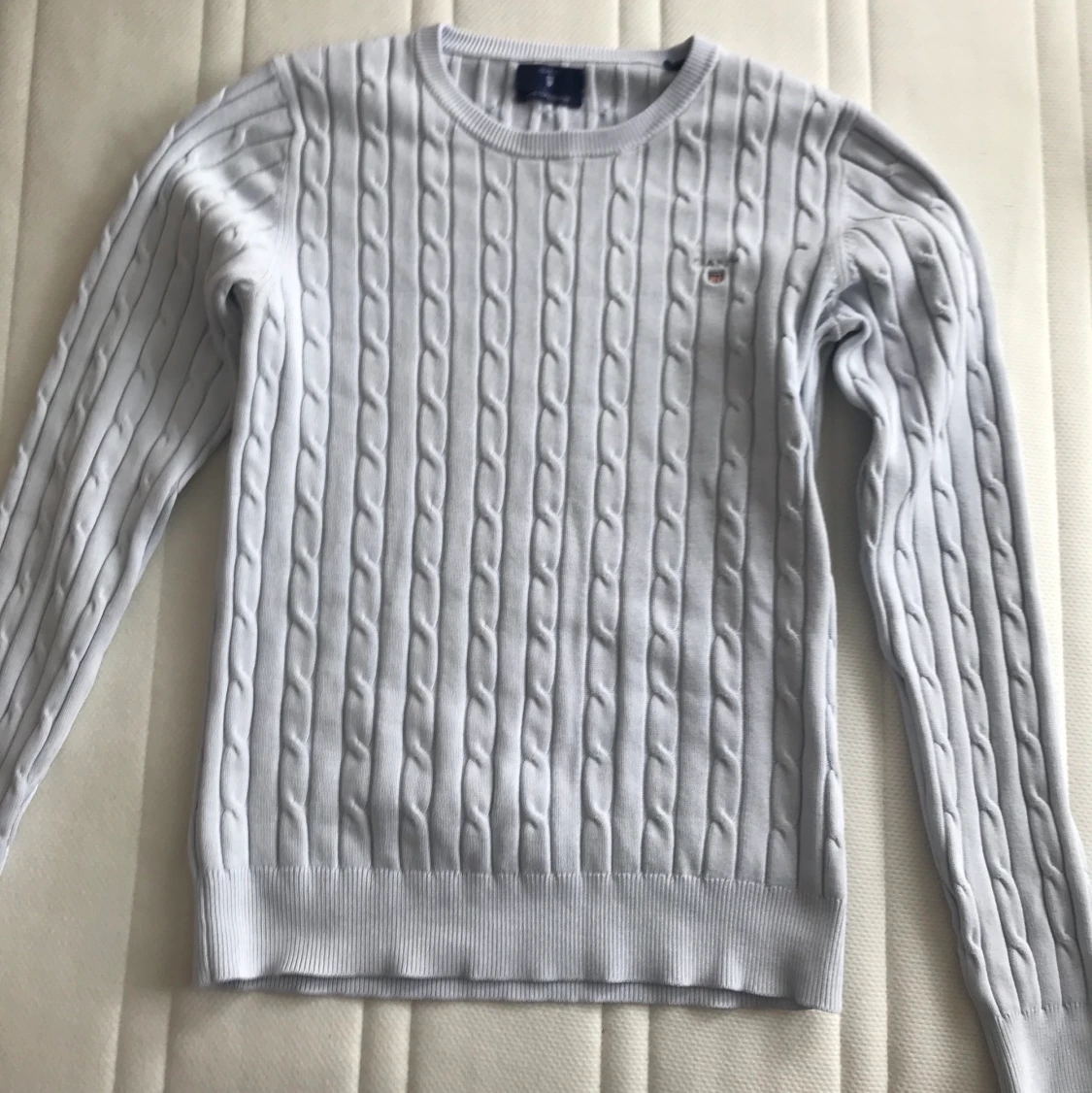 Blå kabelstickad gant - 90