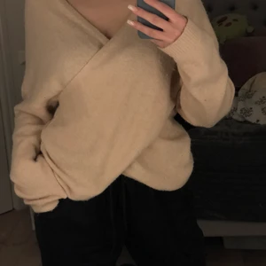 Tröja - Sitter som en M