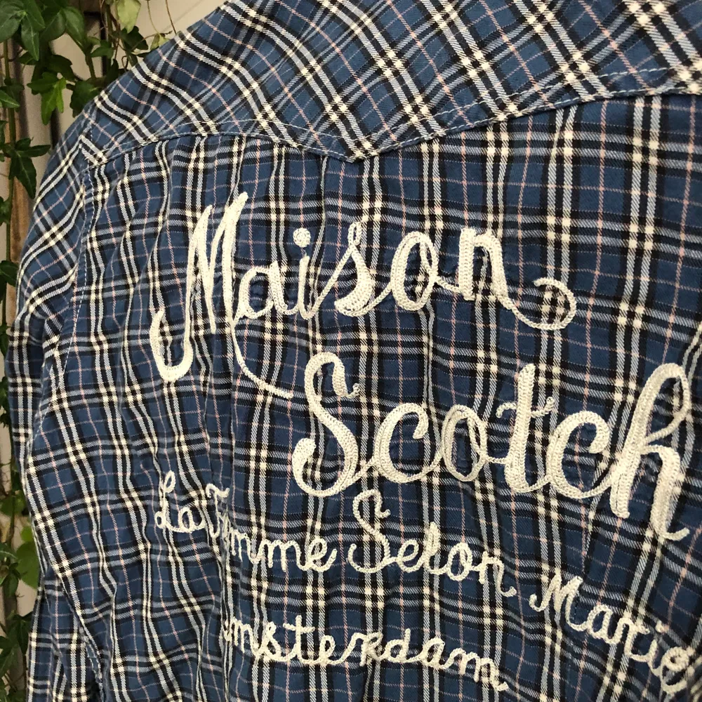 Cool, vintage skjorta från Maison Scotch🦋👼🏼. Skjortor.