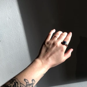 Ring.  - Ej äkta silver,  den har rostat lite. 