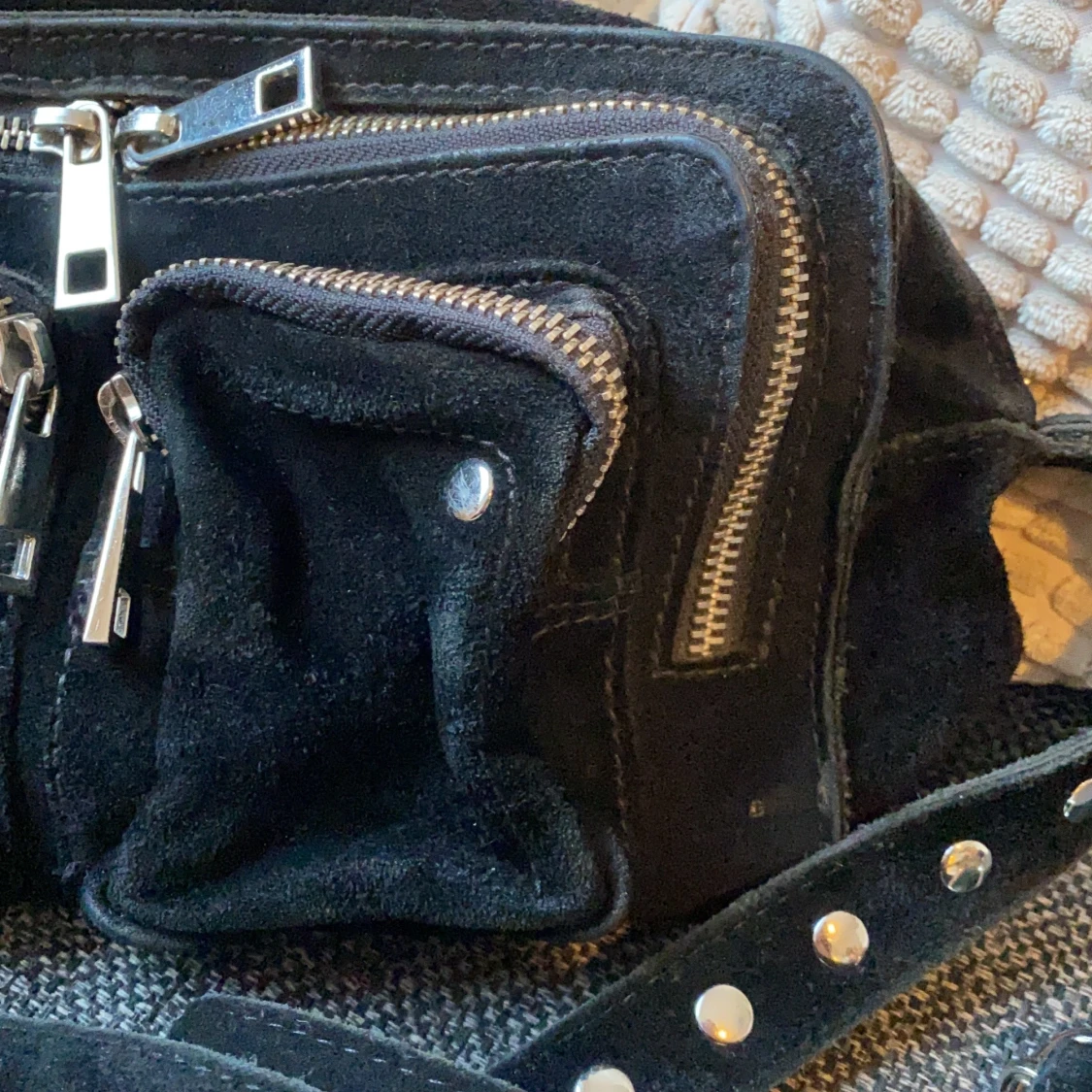 Nunoo svart mellan  - 91