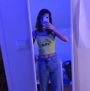 Neon grönt fila linne - Ett snyggt neon grönt fila Line💚 använd en gång! Skriv till mig vid intresse