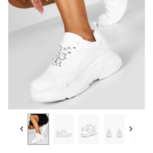 Sneakers - Köpta ifrån boohoo. Använda ca 5 gånger. 