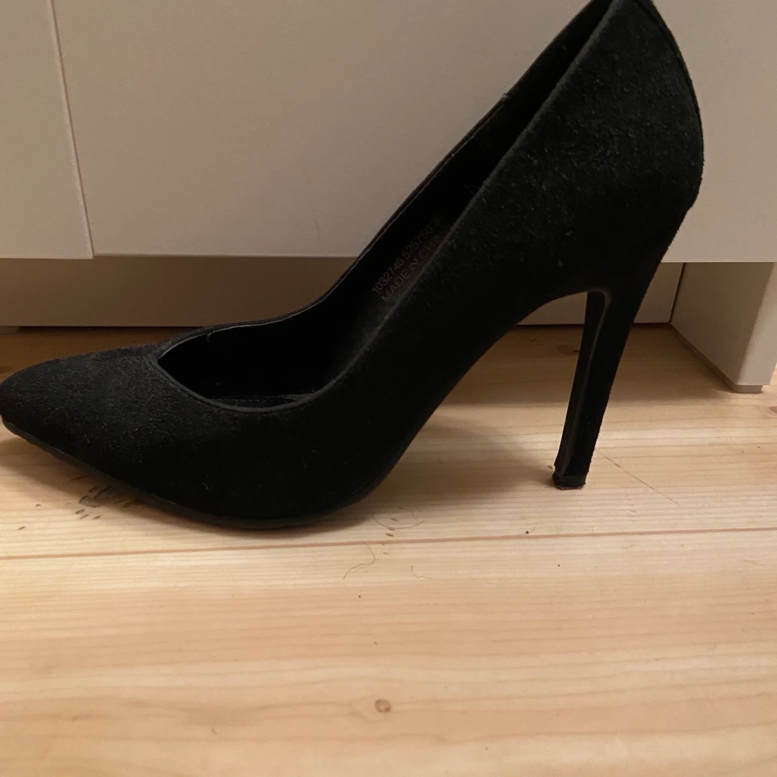 svarta klackskor - 90