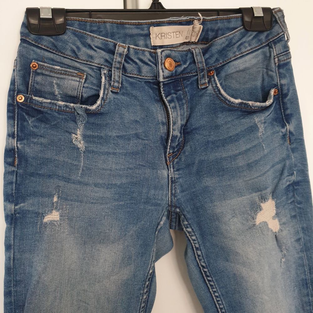 Kristen jeans från Gina tricot 💜❤ Nypris 499kr. Jeans & Byxor.