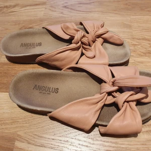 Clarks slip-ins size 38 - Payment method Swish. Shipping price not included 
