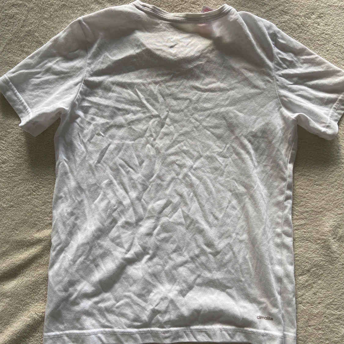 Adidas t-shirt storlek 152 - 90