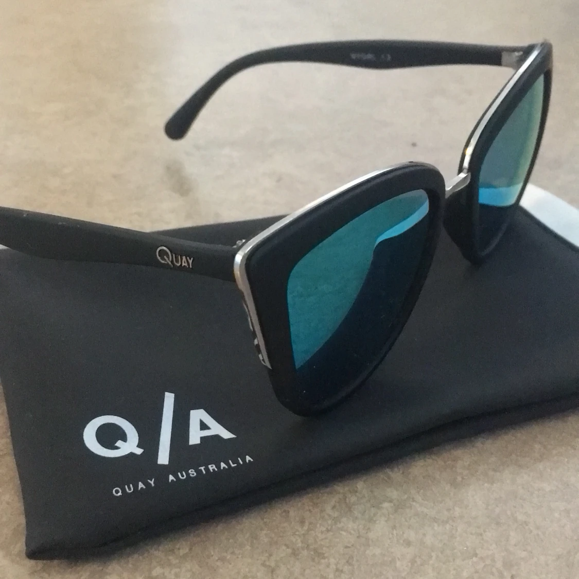Quay solglasögon  - 91