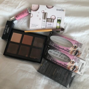 Smink produkter - Allt för 300kr, fransarna är använda och läppglanset. Resten är endast testade! 