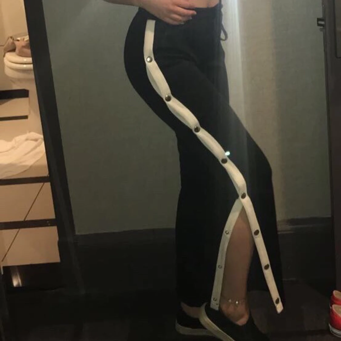 Byxor med knappar storlek S - 90