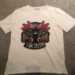  - Vit Zadig Voltaire T-shirt i storlek xs/s  Knappt använd 