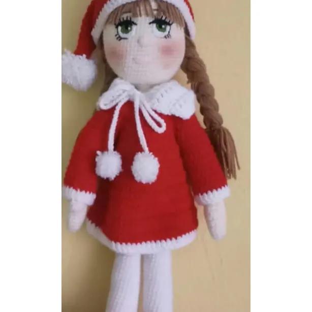 Super söt handgjord docka! Funkar till julklapp eller till dina barn. Egengjord. . Övrigt.