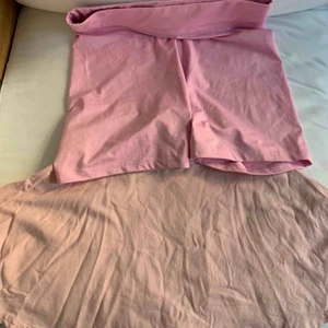  - Säljer nu lite av mina Dolly style grejer, säljer pga av att jag bytt favorit  På den ljusrosa kjolen är det M och resten L  300 kr för allt 100 kr st  