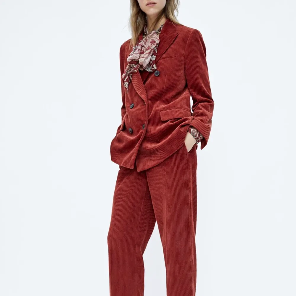 New Zara Woman suits, size S, brick color, vintage style. Shipping included . Kostymer.