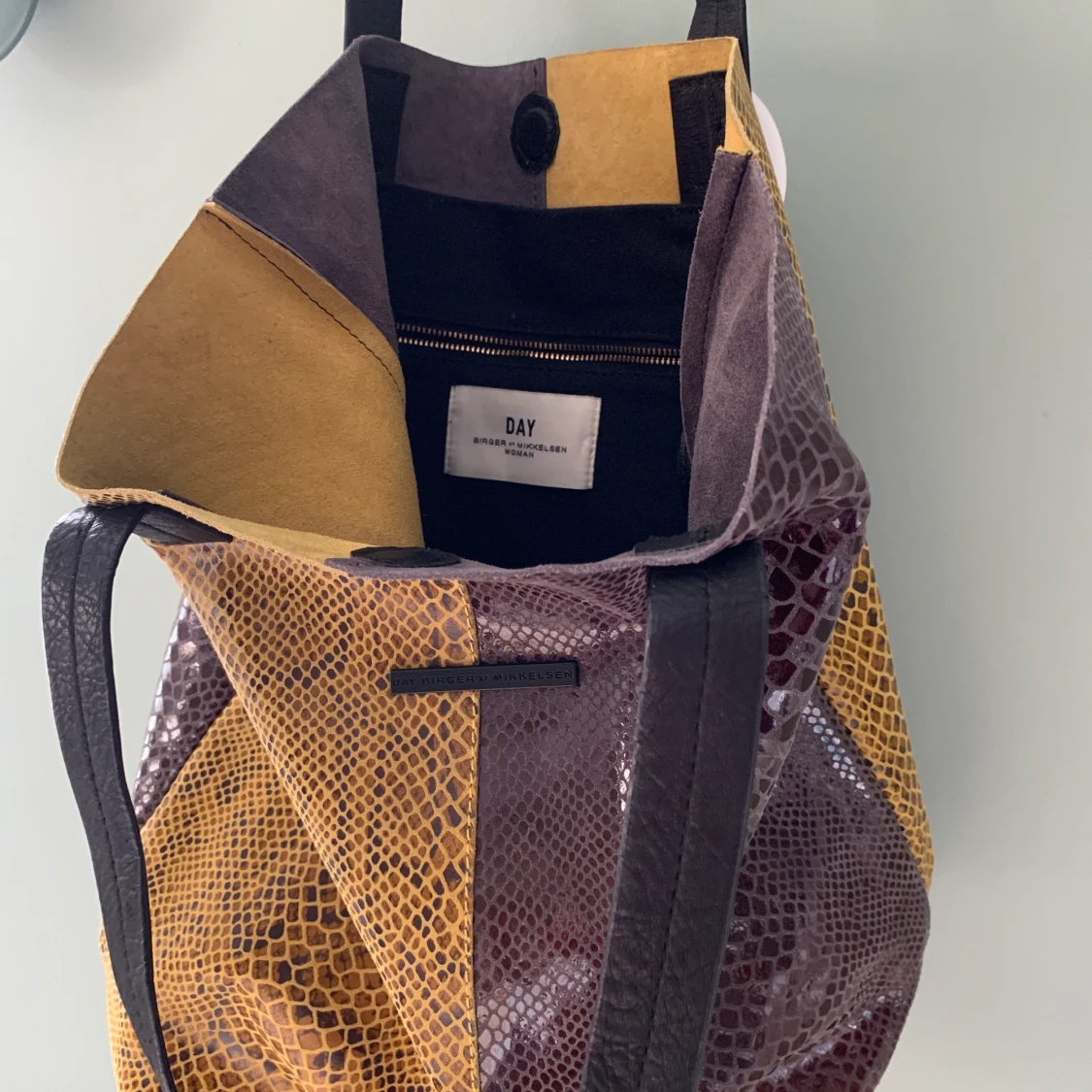 DAY läder axelväska  - 90