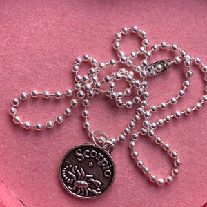 ”Scorpio” ballchain halsband 🌟 - 50kr inklusive frakt!! 🦂❤️  finns även i de flesta andra stjärntecken!