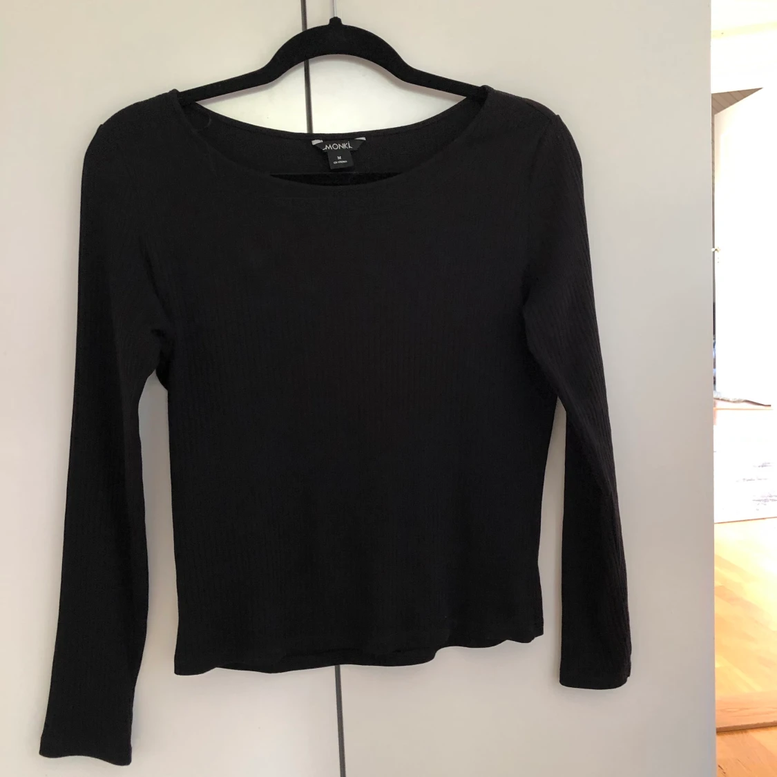 Svart långärmad top - 90
