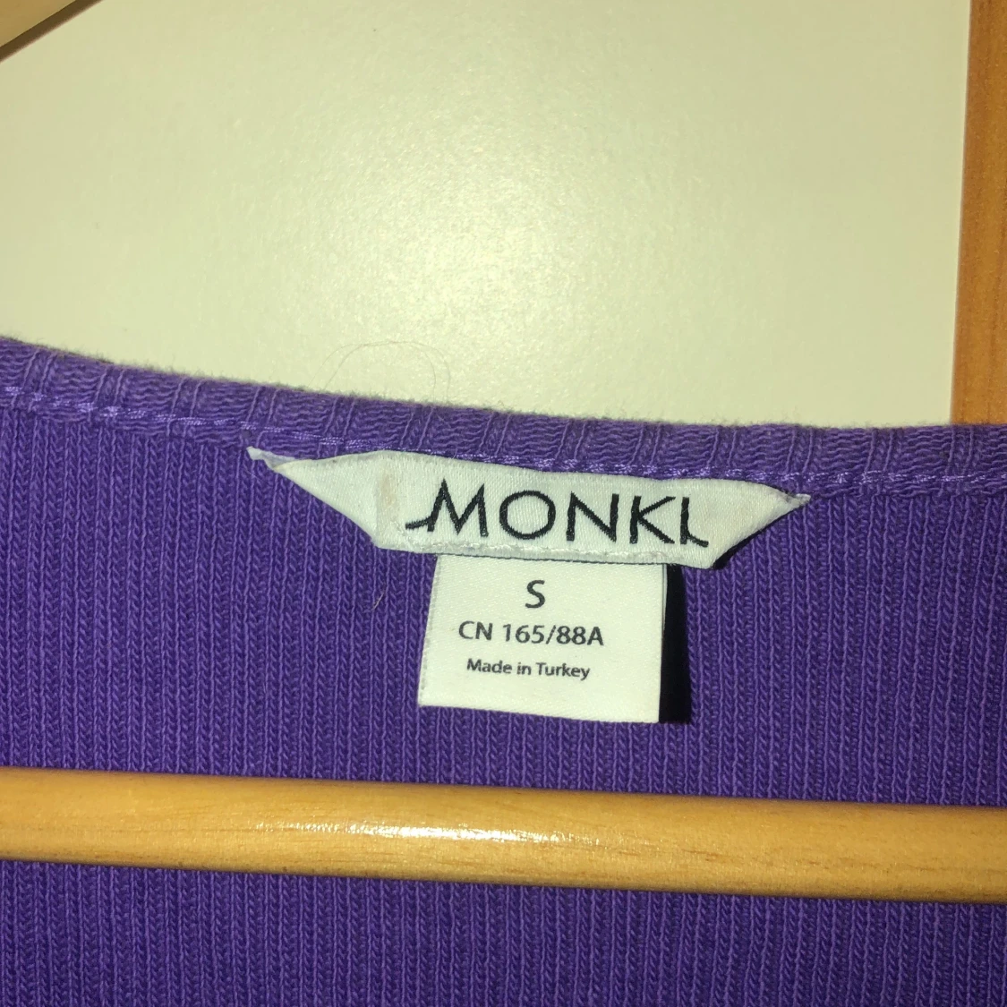 Lila kofta från monki - 91