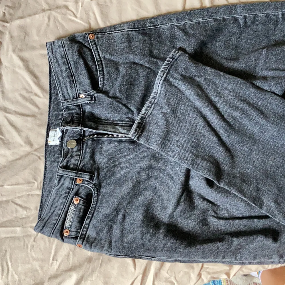 Calvin Klein Jeans i strl 27/32 med stretch! . Jeans & Byxor.