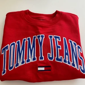 Tommy Hilfiger  - Lite brukt. XS men kan fint brukes av en XS-M