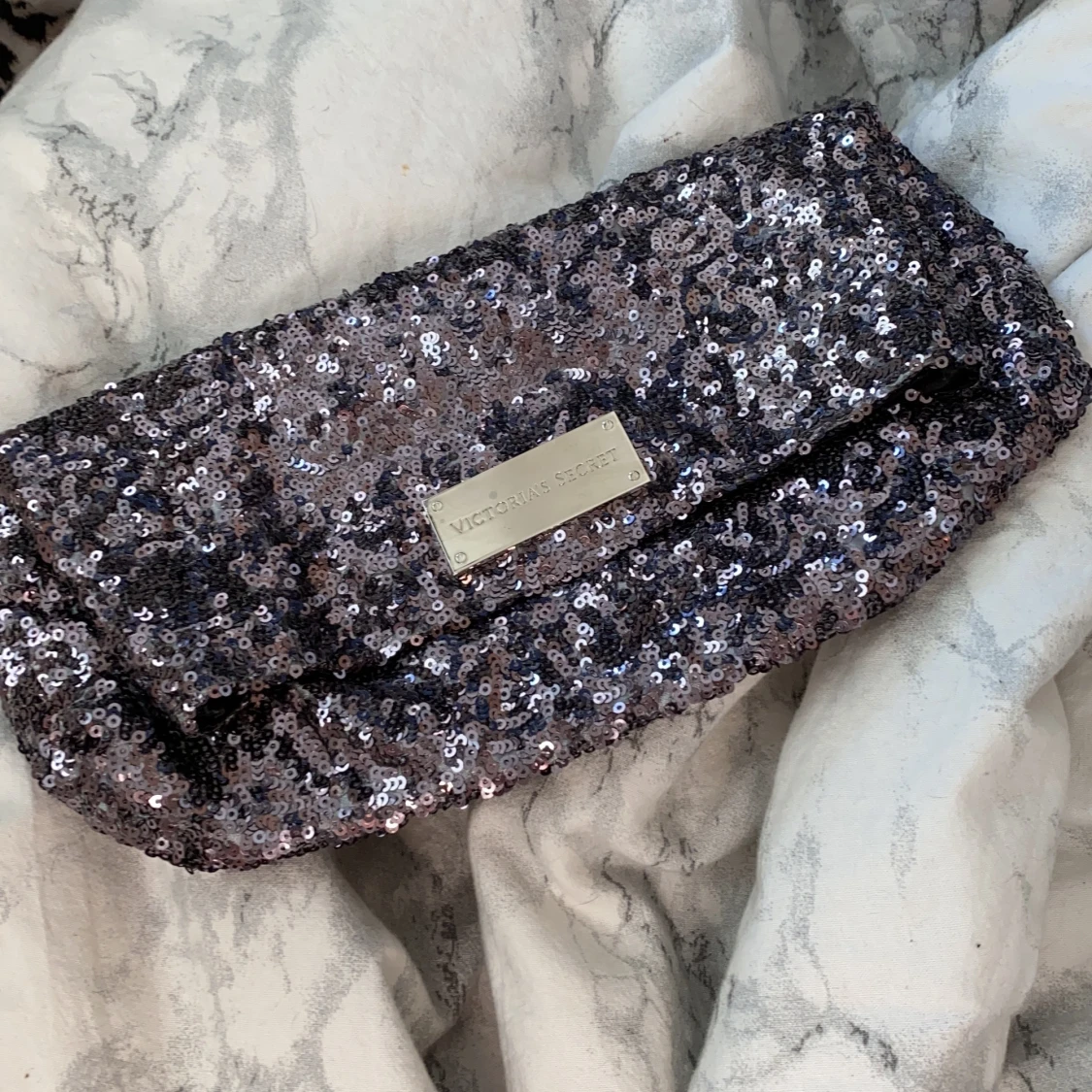 Victorias secret paljettclutch