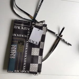  - Väska från Back. Köpt  för 2000 kr 
