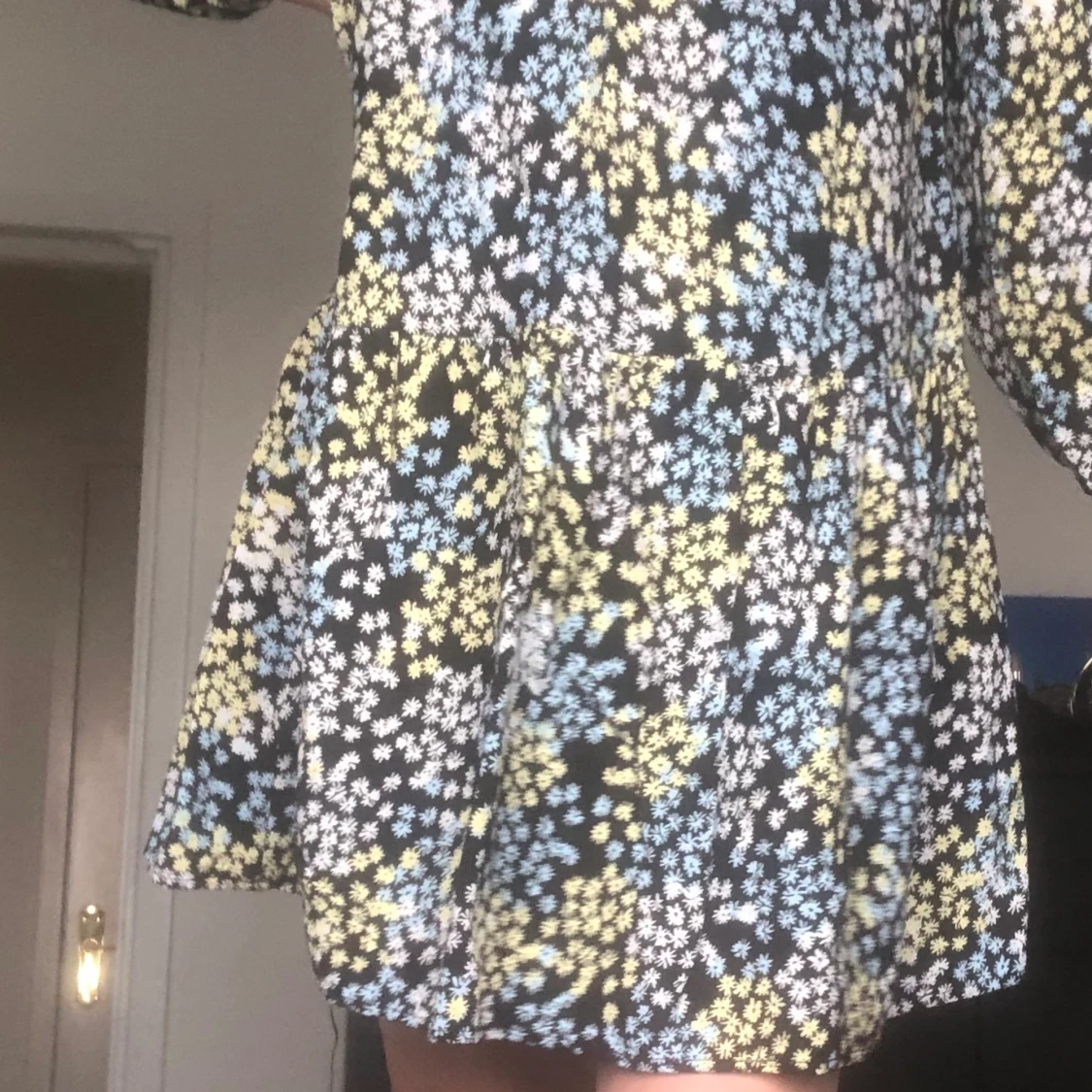 Blommig klänning - 90