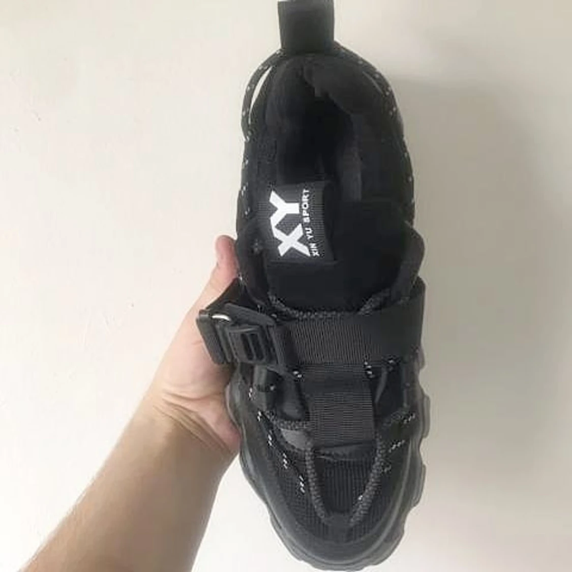 Chunky Sneakers  - 90