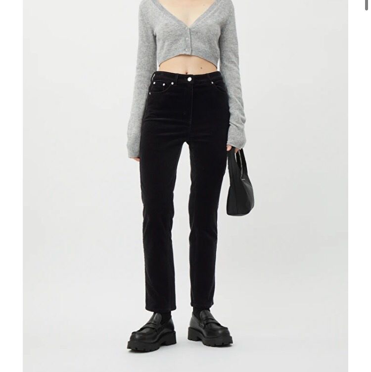 Eve cord trousers från weekday | Plick 