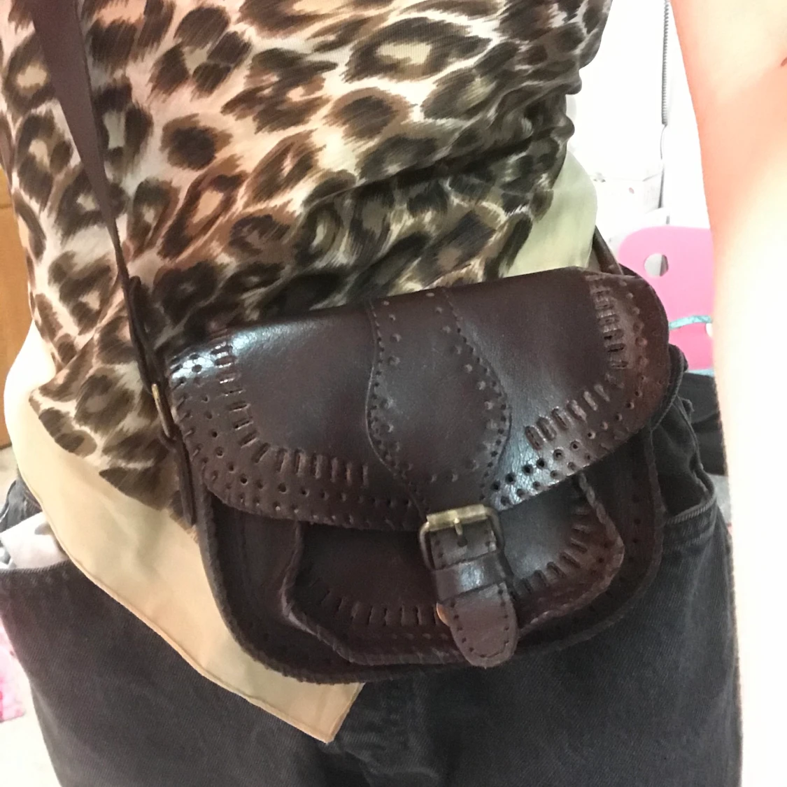 Liten brun väska - 90