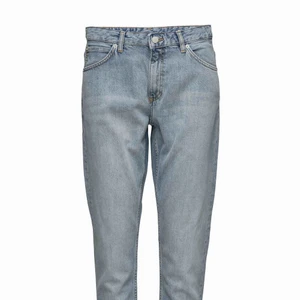  - Krissy Denim från Hope i färgen LT Vintage. Storlek 26. Väldigt mjuk och fin kvalitet. Sparsamt använda - inga skador.  69 kr tillkommer för frakt. 