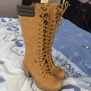  - Öanvand stövlar storlek 37