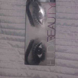  - Äkta hudabeuty ögonfransar❤️har aldrig använt dom❤️