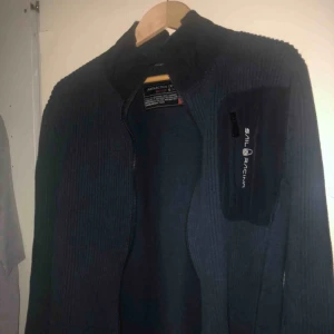  - Väldigt bra skick. Frakt: 60kr. Äkta.